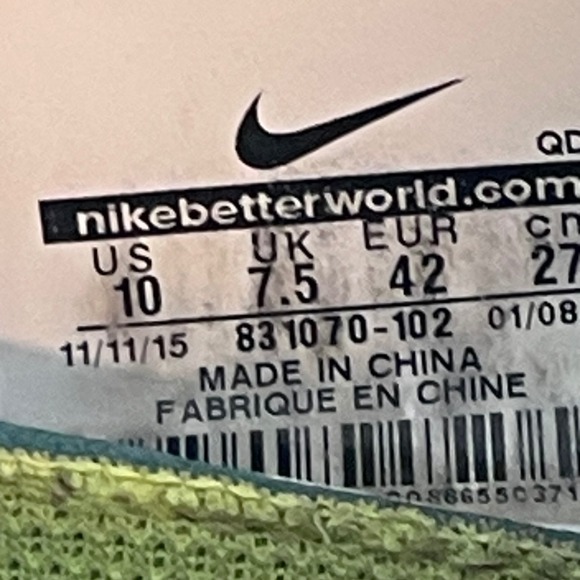 Nike Free RN Flyknit Women's size 10 Multicolor Rainbow Running Shoes 831070-102 - Picture 7 of 9